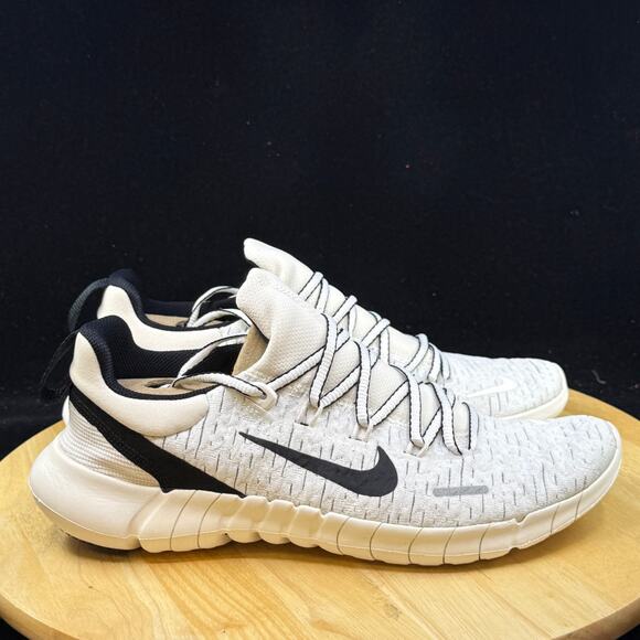 Mens Size 10 Nike Free Run 5.0 White Black Running Shoes CZ1884 010 - Picture 5 of 9